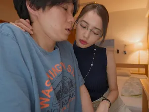 Cô gia sư tuổi dâm và những cậu học trò số đỏ(P2)