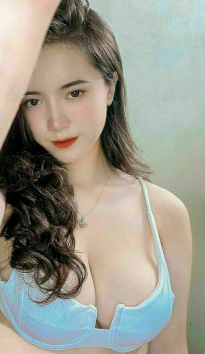 Gái xinh nhảy khoe lồn cực hấp dẫn